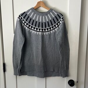 Eddie Bauer Gray Sweater with Black and White Accents